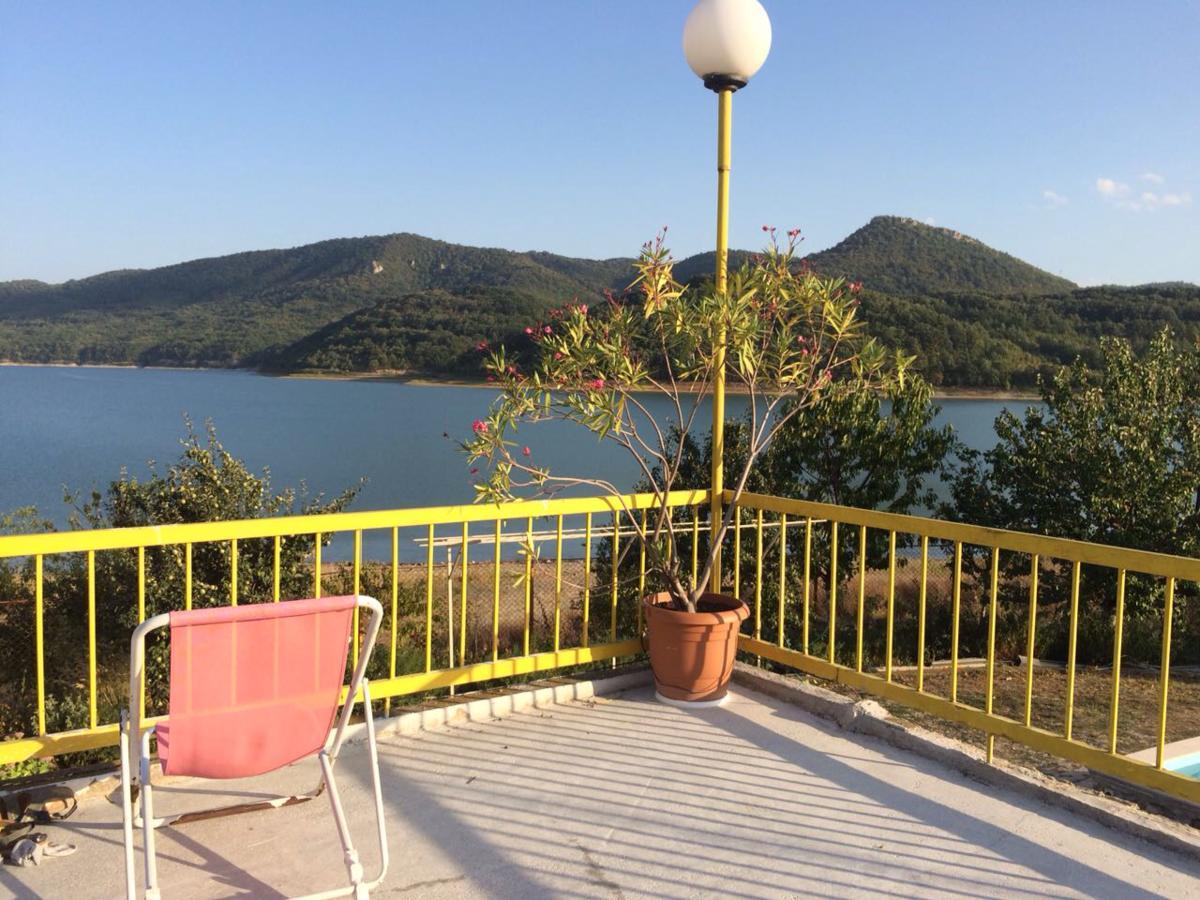 Family Hotel Belvedere Dulgopol Екстер'єр фото